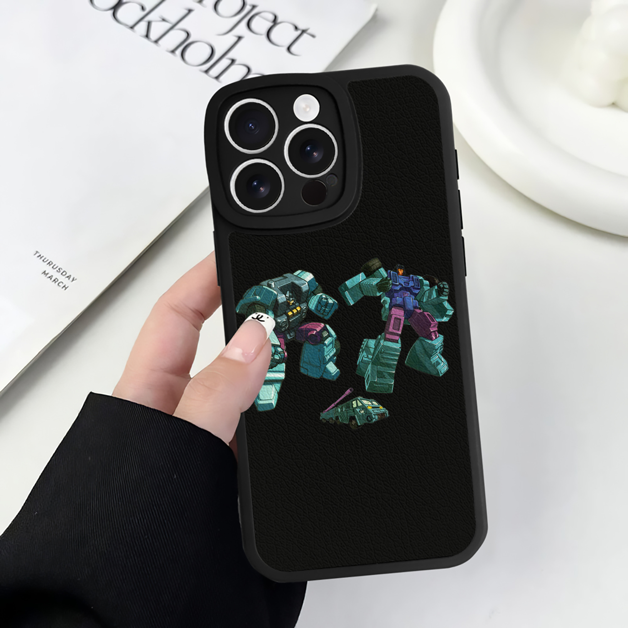 （画像用）  【iPhone 16シリーズ対応】シリコンスマホケース（レザー調） 材質：シリコン